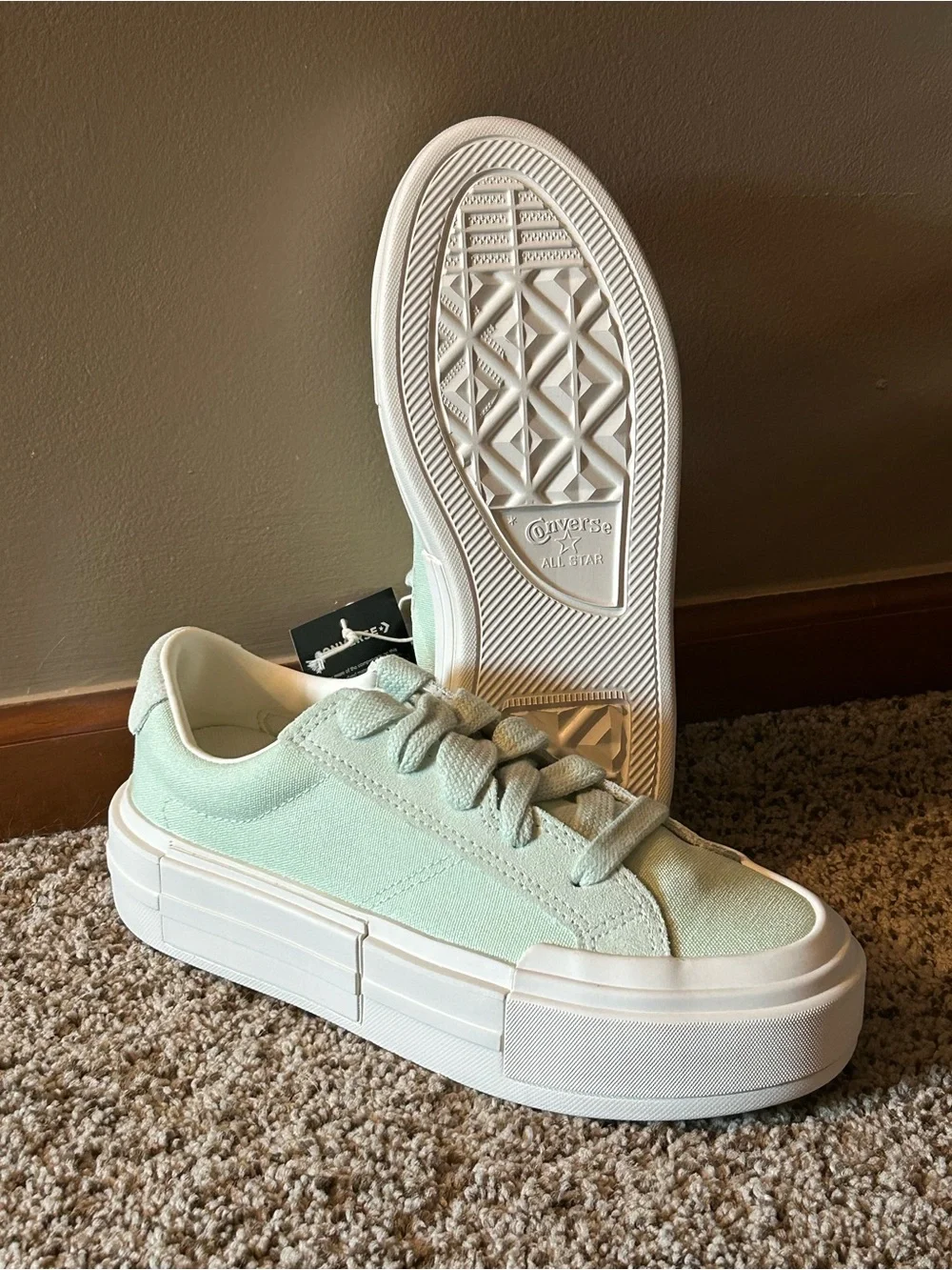 Converse Cruise Ox Canvas & Suede Platform Surplus Mint/Egret women's size 8